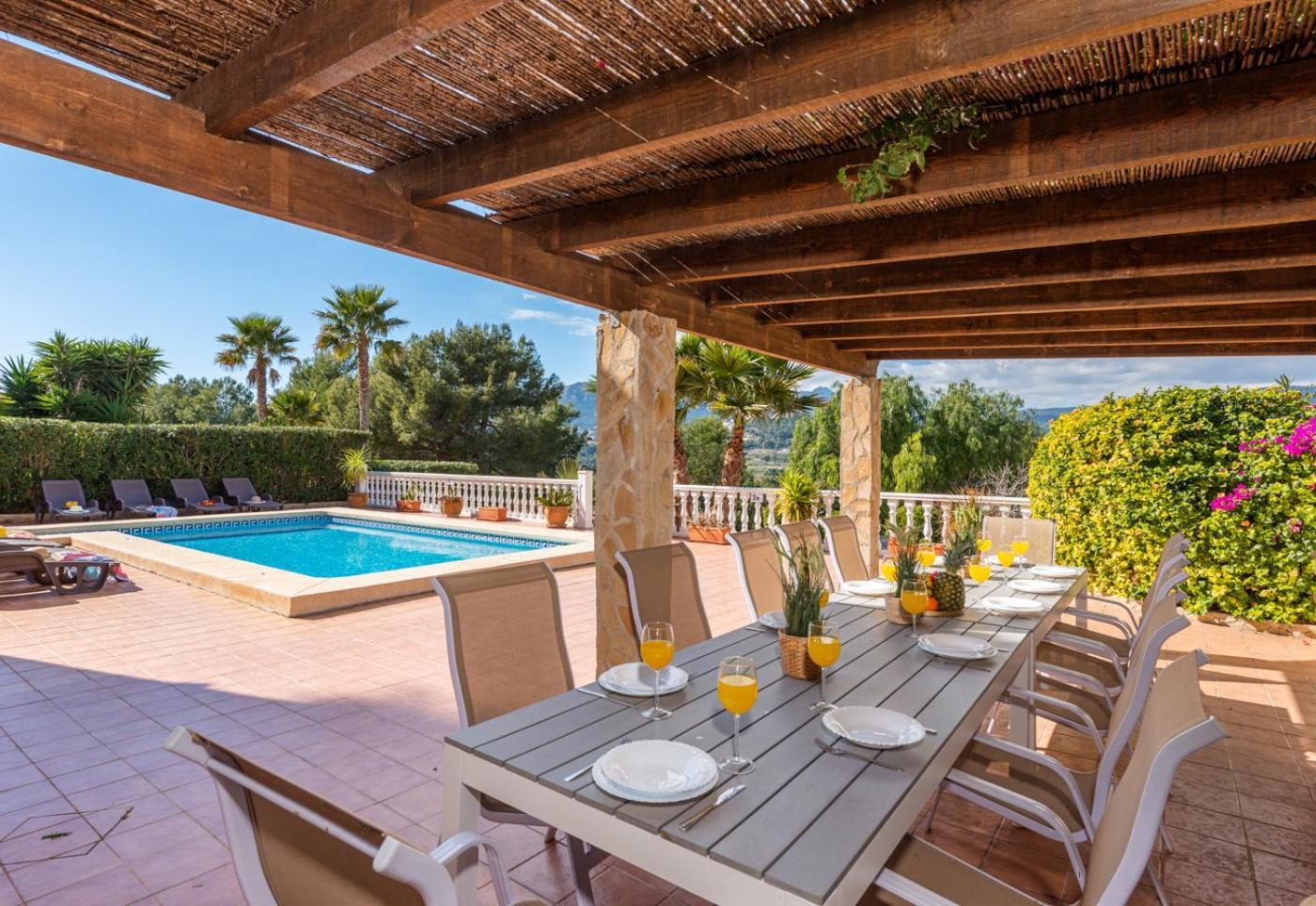 Villa Comodo - Plusholidays كاليبي المظهر الخارجي الصورة